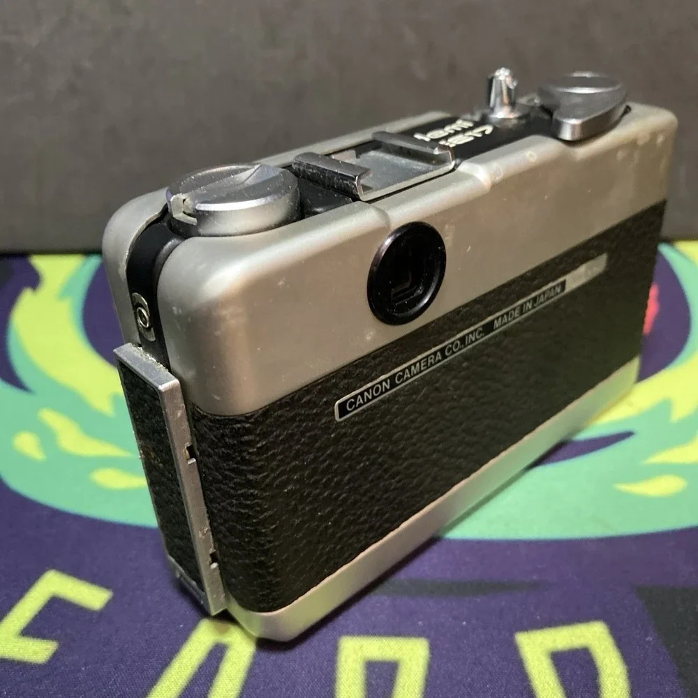 Vintage Canon Demi EE17 35mm Silver Half Frame Film Camera Nice B2